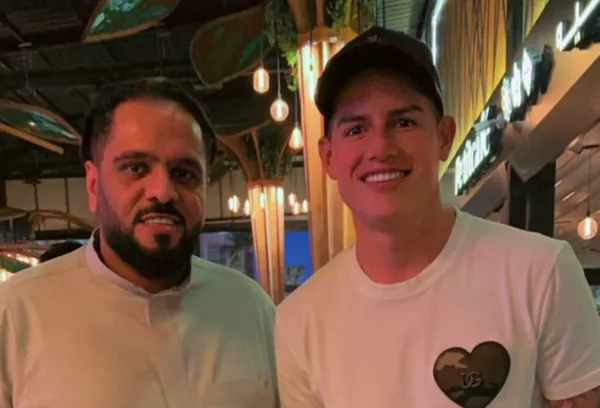 El colombiano sigue con el futuro incierto y la prensa comenta a donde podría apuntar el cucuteño en poco tiempo de acuerdo a su última reunión.