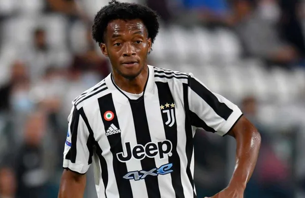 El colombiano vio como le pasó por encima el Chelsea a la Juventus. Cuadrado tenía sentimientos encontrados en ese partido.
