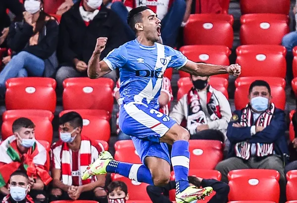 El colombiano volvió a ingresar desde el banquillo y le salvó el partido al entrenador Andoni Iraola.