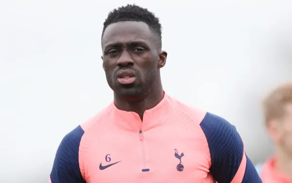 El defensor central colombiano ha tenido momentos donde le ha tocado apelar a la música como una fuente de inspiración.