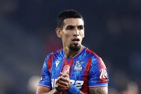 El defensor es una de las opciones de Guardiola para reemplazar a Kyle Walker