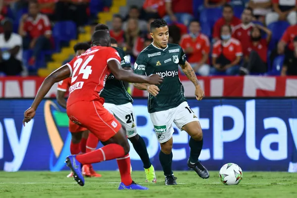 El defensor no gustó y fue el principal causante de la única anotación del partido que dejó eliminados a los 'Escarlatas' en Copa Colombia