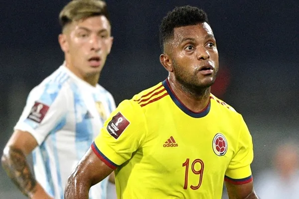 El delantero colombiano había asegurado que iba a marcar ante Argentina, tuvo una opción que desperdició y ahora le cobran su mal rendimiento.