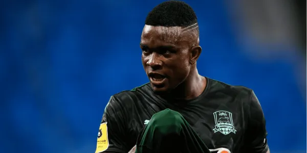 El delantero colombiano, Jhon Córdoba, marcó un nuevo gol en el fútbol de Rusia.