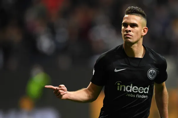 El delantero colombiano no para de ser protagonista desde su llegada a la Bundesliga, hoy se reportó con asistencia de gol.