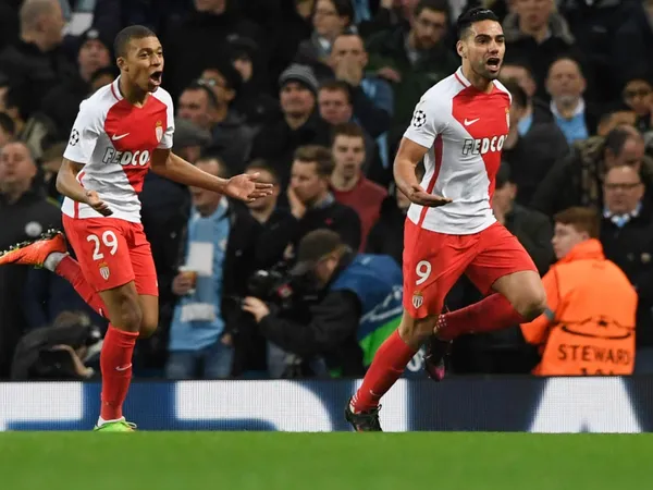 el delantero colombiano tuvo mucho que ver en la evolución del delantero frances.