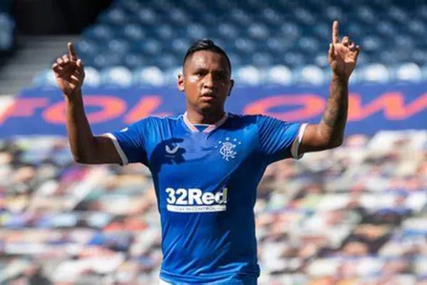 El delantero colombiano tuvo una brillante actuación con su equipo, Rangers de Escocia y le envío un mensaje al técnico de la Selección Colombia.