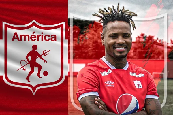 El delantero del cuadro “Escarlata” no tuvo piedad contra las Águilas Doradas y les marcó un buen doblete.