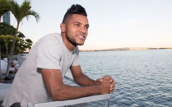 El delantero de la Selección Colombia alcanzó una meta que pone muy feliz a su familia, amigos e incluso a los hinchas.