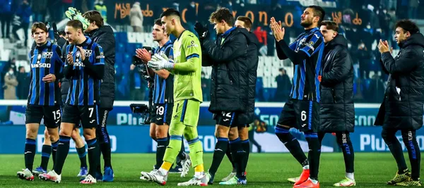 El delantero que juega en Italia fue demandado por su exesposa por no cumplir con el acuerdo de manutención de sus tres hijas. Ahora la demanda pide que el jugador pague el 50% de su salario que anualmente es de 1.8 millones de euros.