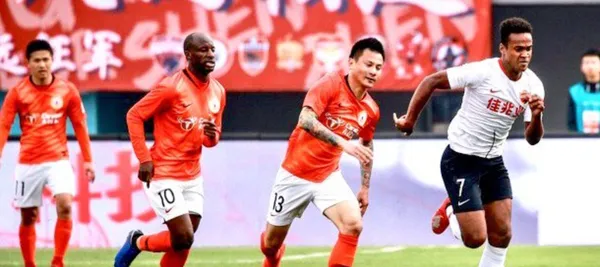 El delantero volvió al fútbol profesional colombiano tras su paso por Asia y aportó con goles a su equipo lo que permitó que su valor en el mercado aumentara.