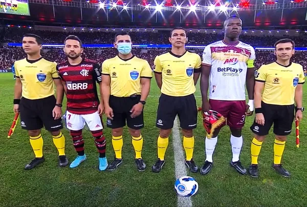 El Deportes Tolima volvió a fallar cuando más tenía que estar concentrado y les dieron una lección en el primer tiempo en Brasil.