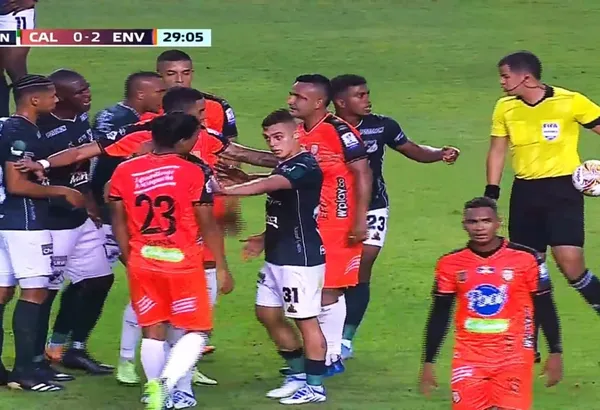 El Deportivo Cali recibió en su casa al Envigado FC y no lucieron muy bien desde el primer tiempo.