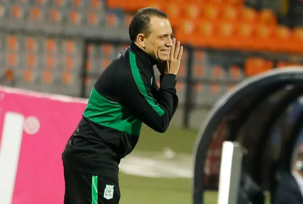 El director técnico del cuadro "Verdolaga" ha impuesto un nuevo modelo de trabajo que está dando resultados positivos y marcando la diferencia en Colombia.