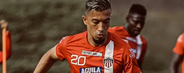 El dirigente no se guardó nada para críticar al delantero "Tiburón".