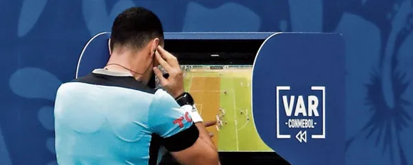 El ente mundial del fútbol sigue buscando un deporte más justo.