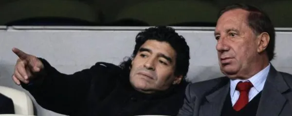 El entrenador campeón del mundo en 1986 con la Selección Argentina se enteró de la muerte del legendario jugador.