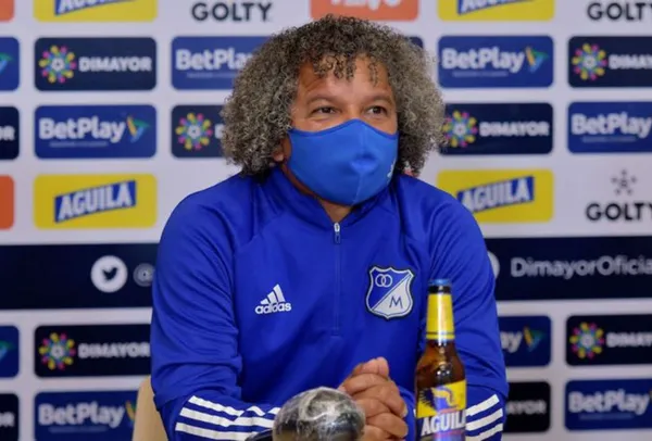 El equipo de Alberto Gamero perdía 3-0 en el 1T y terminó anotando dos goles para mantener el segundo puesto.