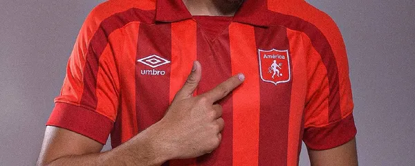 El equipo termina su relación con la marca inglesa Umbro en Julio.