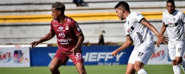 El equipo tolimense cedió terreno para que Millonarios y Nacional le saquen ventaja en la punta del campeonato.