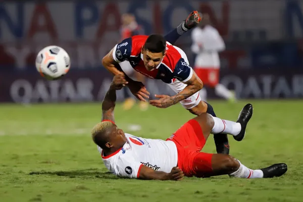 El Escarlata quedó perdió 1-0 ante Cerro Porteño y quedó fuera del certamen continental.