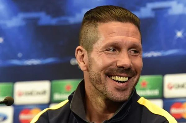 El estratega argentino tiene a un futbolista colombiano en el radar y tendría el visto bueno del Atlético de Madrid para comprarlo.