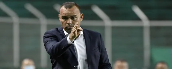 El estratega elogió a sus jugadores tras empatar contra el equipo capitalino.