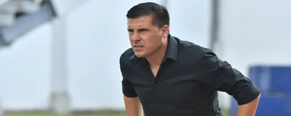 El estratega se encuentra peleando por el torneo internacional y la liga local.