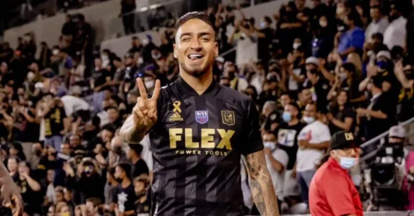 El ex jugador de Millonarios FC anotó dos goles en la victoria de su equipo Los Ángeles FC y le hace un llamado a Reinaldo Rueda para que le dé una oportunidad en la Selección Colombia.