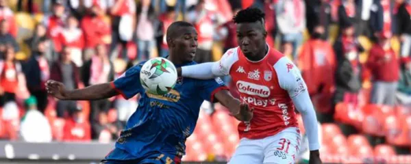 El Expreso Rojo logró una victoria importante para volver a meterse en los ocho primeros.