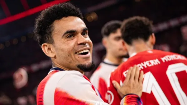 El extremo del Bayern Múnich marcó y asistió en la goleada de su equipo 4-1 ante el Monchengladbach.