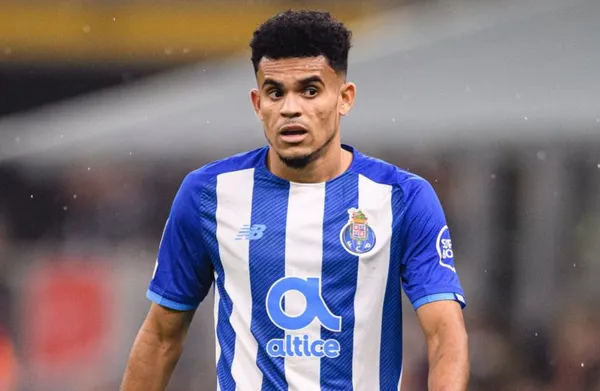 El extremo izquierdo de la Selección Colombia vivió otra noche mágica en Portugal y fue agasajado por los hinchas del FC Porto.