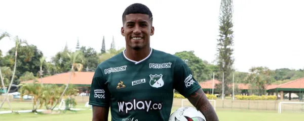 El extremo reveló sus acercamientos con el cuadro 'Verdolaga' y sus deseos de volver al 'Embajador' algún día.