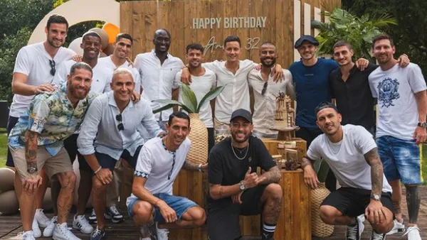 El festejo cuenta como la primera aparición de 'Leo' en una reunión extraoficial del PSG tras firmar en el club