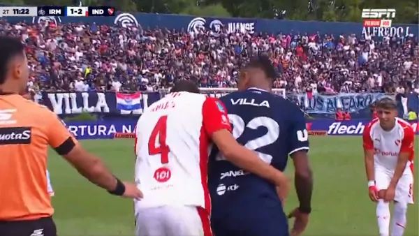 El fuerte cruce entre Santiago Arias y Sebastián Villa en el fútbol europeo - Captura de pantalla