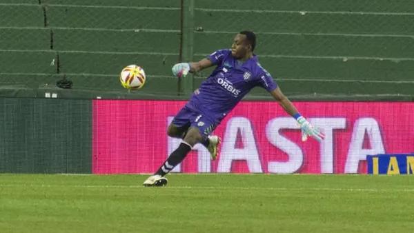 El guardameta le dijo adiós al club donde debutó como profesional.