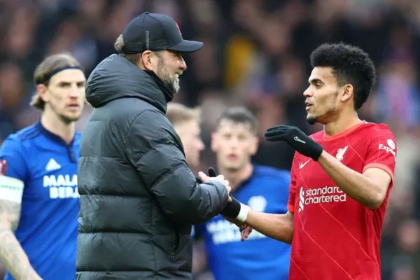 El jugador colombiano sigue brillando en Liverpool y tiene la confianza del entrenador quien le ha dado mintuos en todas las competencias que disputan los reds.