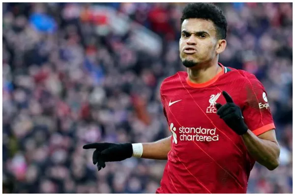 El jugador colombiano solo disputó algunos minutos ante Norwich pero tuvo una destacada actuación.