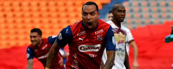 El jugador de Independiente Medellín increpó al entrenador del equipo naranja, durante el juego de ambos equipos.