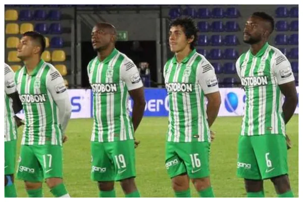 El jugador regresó al cuadro vergolaga pero ha sido muy cuestionado por su nivel, los hinchas quieren que se vaya del equipo.