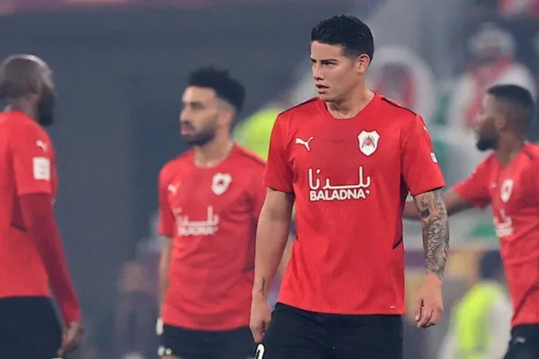 El jugador sigue activo en sus redes sociales a pesar que no tiene club