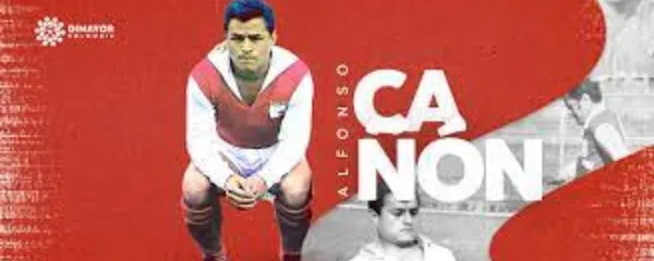 El legendario jugador bogotano opacó al ídolo de la Selección de Brasil.