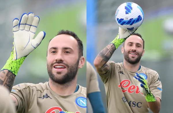 El Napoli de la Serie de A de Italia firmó un contrato con el famoso diseñador Giorgio Armani para que la indumentaria oficial de esta nueva campaña sea diseñada por él. El colombiano David Ospina, quien es uno de los porteros del equipo, podrá usar estas prendas que vienen con un diseño que se inspiró en una serie de valores que fueron anunciados en una campaña de expectativa. La nueva camiseta del Napoli tendrá una tecnología especial que solo tienen las prendas de la colección EA7 que son exclusivas de Armani.