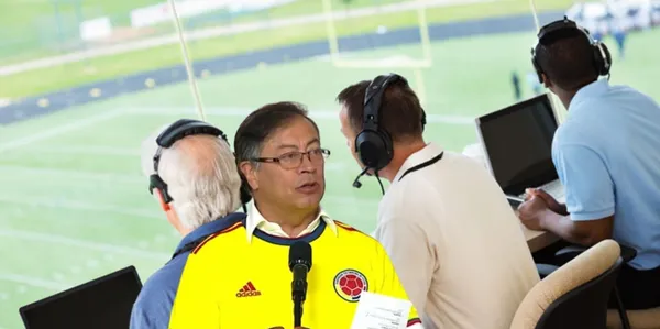 El periodista deportivo colombiano cuestionó al actual Gobierno de Gustavo Petro.