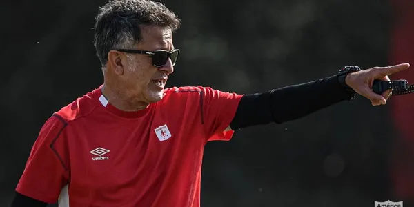 El profesor Juan Carlos Osorio una vez más da de que hablar, en rueda de prensa aseguro que ahorita su concentración esta en América, pero piensa en ser Ministro.