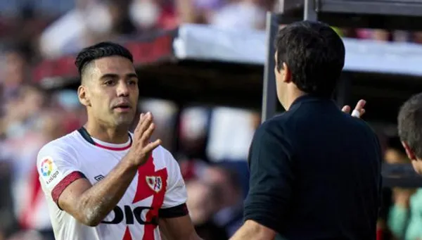 El Rayo no está pasando por su mejor momento, y lejos en la Liga espera mantener su buen ritmo en la Copa, pero no contara con su goleador para este encuentro frente al Betis,