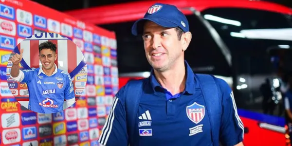 El técnico Arturo Reyes comentó la situación entre Santiago Mele y Jefferson Martínez.