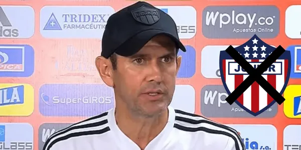 El técnico Arturo Reyes pasa por su peor momento en el Junior de Barranquilla.