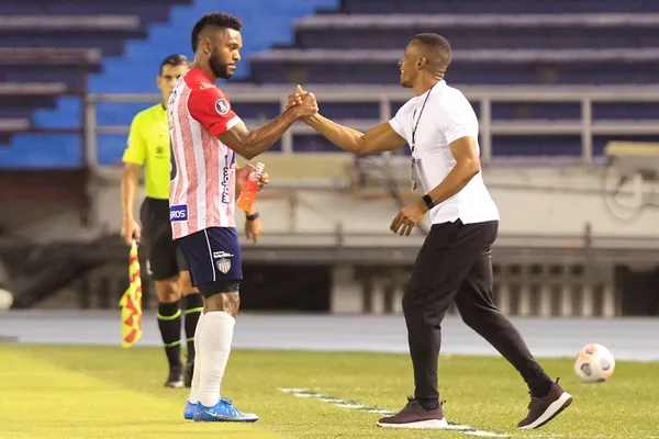 El Tiburón igualó 1-1 por la cuarta fecha de la Copa Libertadores de América.