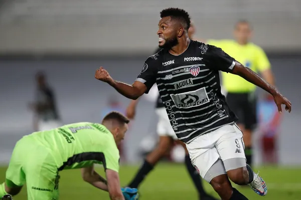 El Tiburón perdió 2-1 ante el Millonario por la segunda fecha del Grupo D.